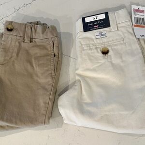 2 pairs Vineyard Vines Khakis. 1 NWT, other worn once - excellent condition. 3T